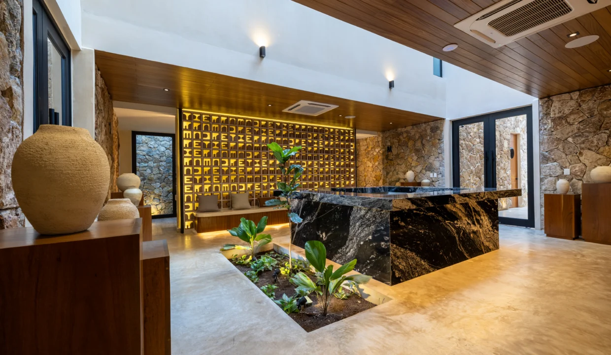 13) Lobby Spa 2