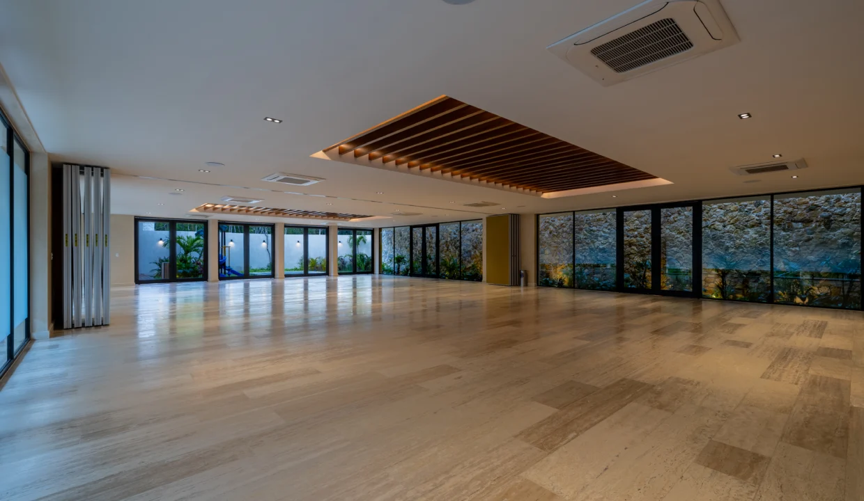 28) Salón eventos