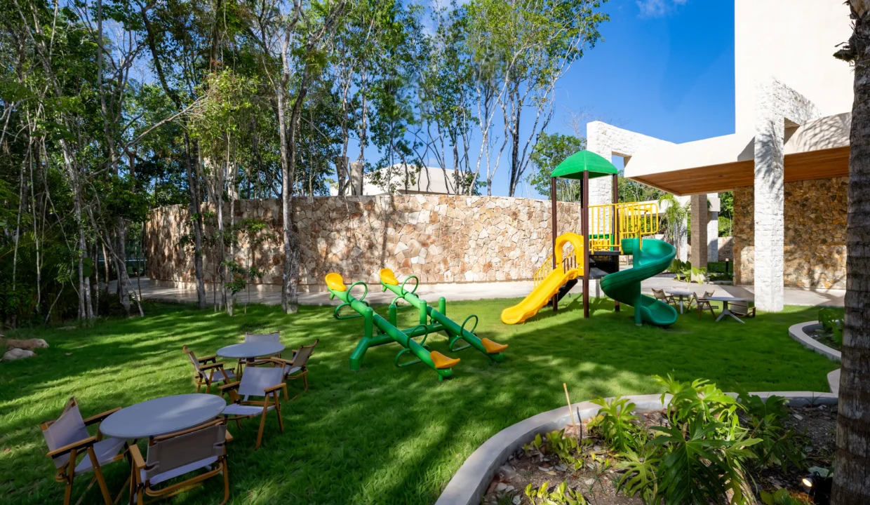 46) Area infantil