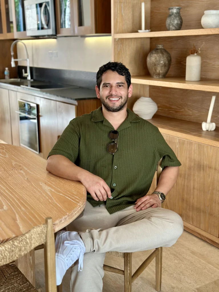 Broker Inmobiliario en Playa del Carmen y Riviera Maya | Roberto Reyes